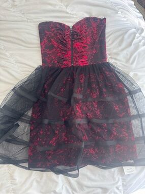 Betsey Johnson Red and Black Strapless Tulle Party Dress